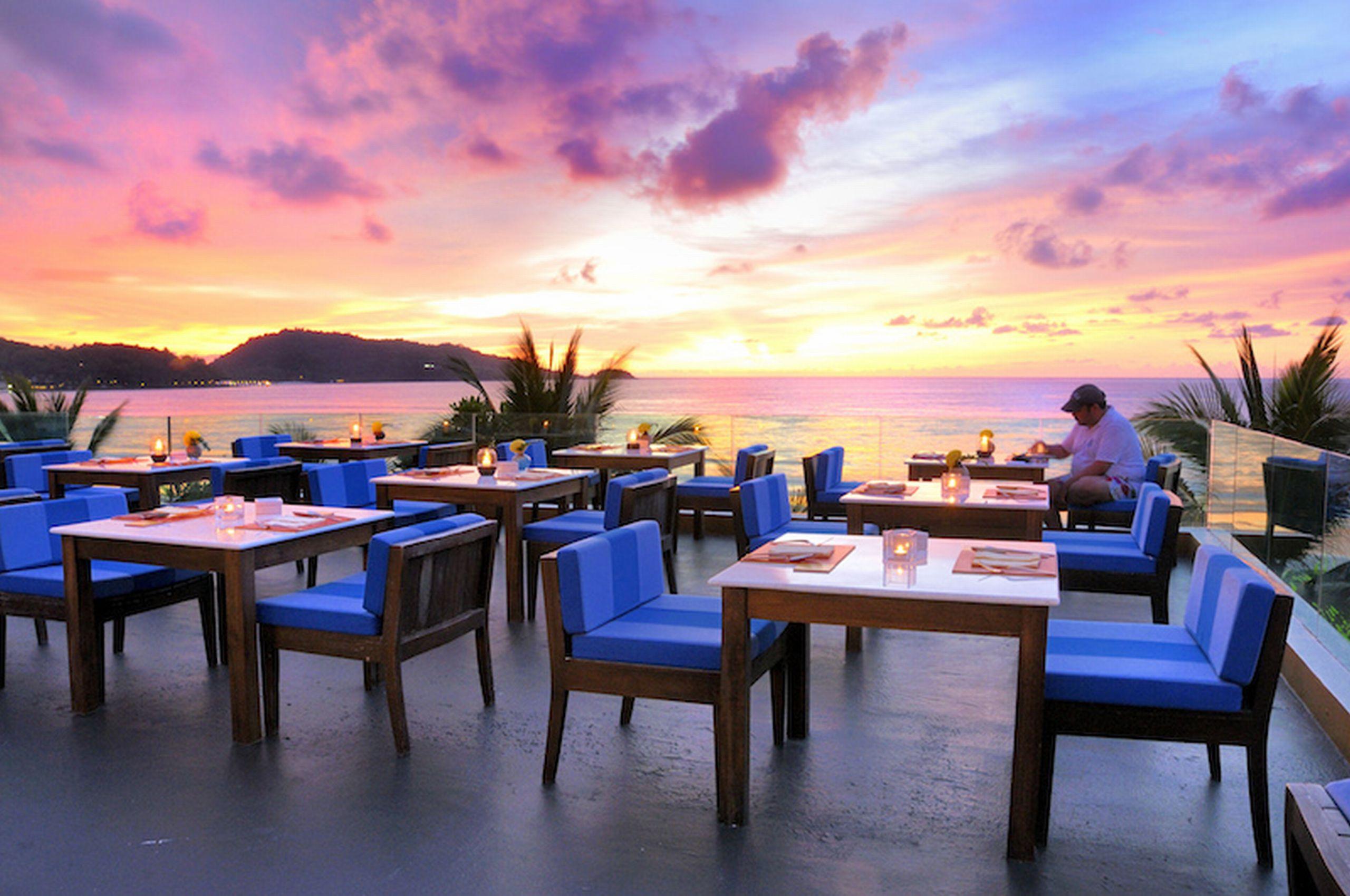 La Flora Resort Patong - Sha Extra Plus Restoran foto